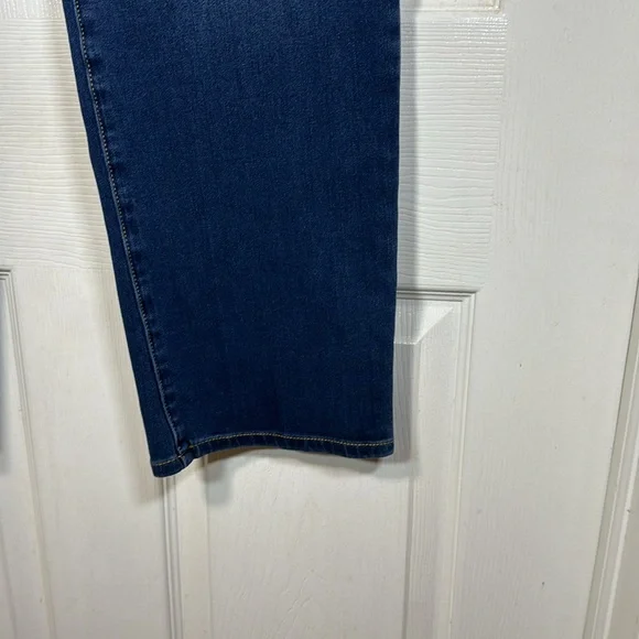 Betabrand Denim Pull-on Stretchy Straight Leg Pants  Size Large - Picture 4 of 5